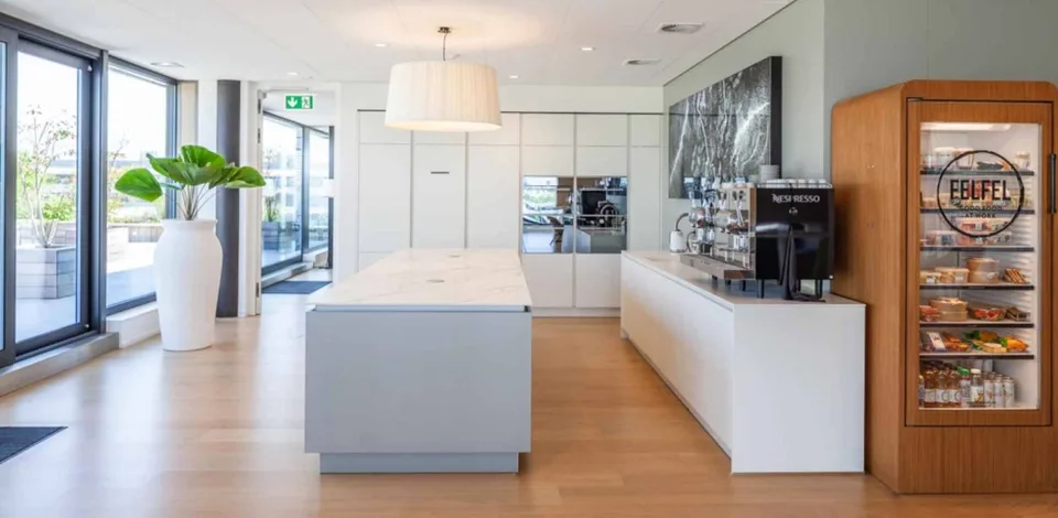 Surfaces d'atelier 630m2 - Zone industrielle de PLO