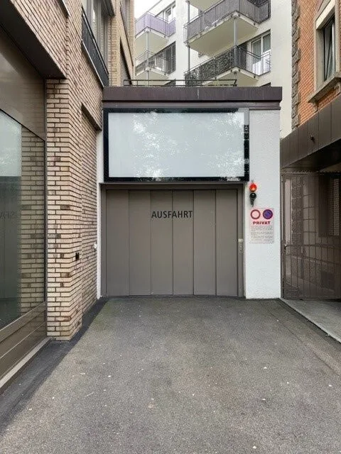 Werbefläche direkt am Marktplatz Oerlikon zu vermieten!