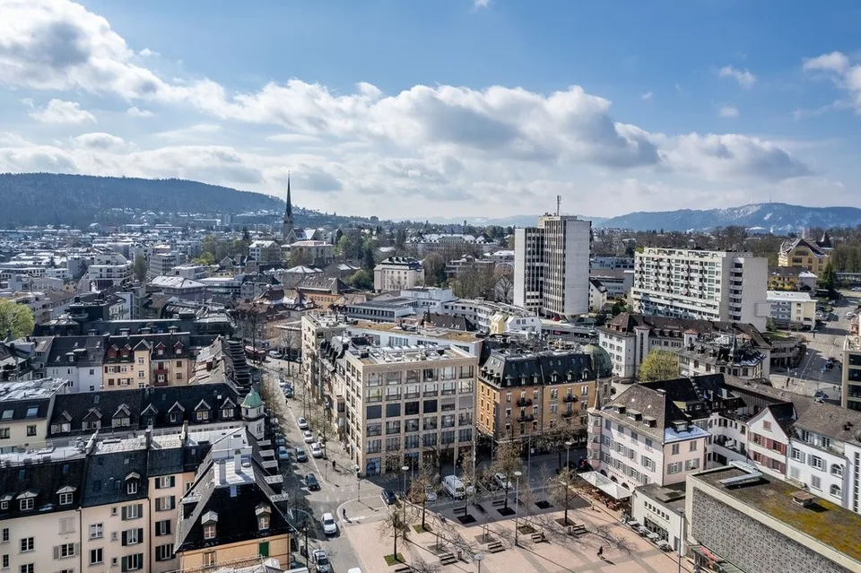 Werbefläche direkt am Marktplatz Oerlikon zu vermieten!