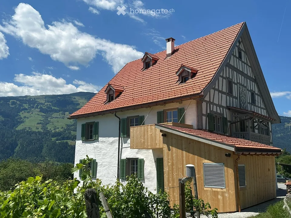 Appartamento di 3 ½ locali a Rietberg nel Domleschg in una casa di 2 famiglie vincolata
