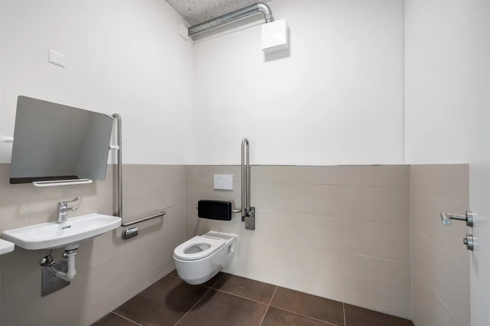 Büro- oder Ladenteilfläche in der modernen Überbauung Sennenwies – Foto 6 von 9