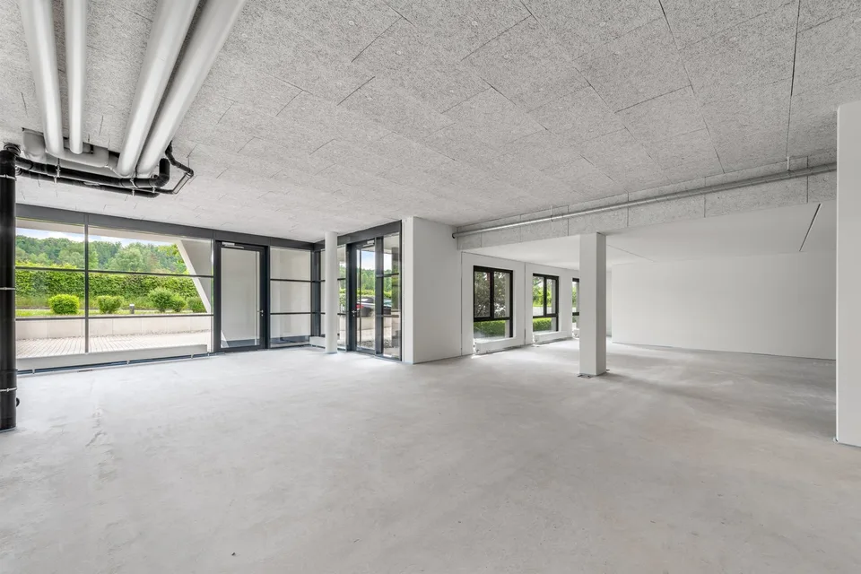 Büro- oder Ladenteilfläche in der modernen Überbauung Sennenwies – Foto 7 von 9