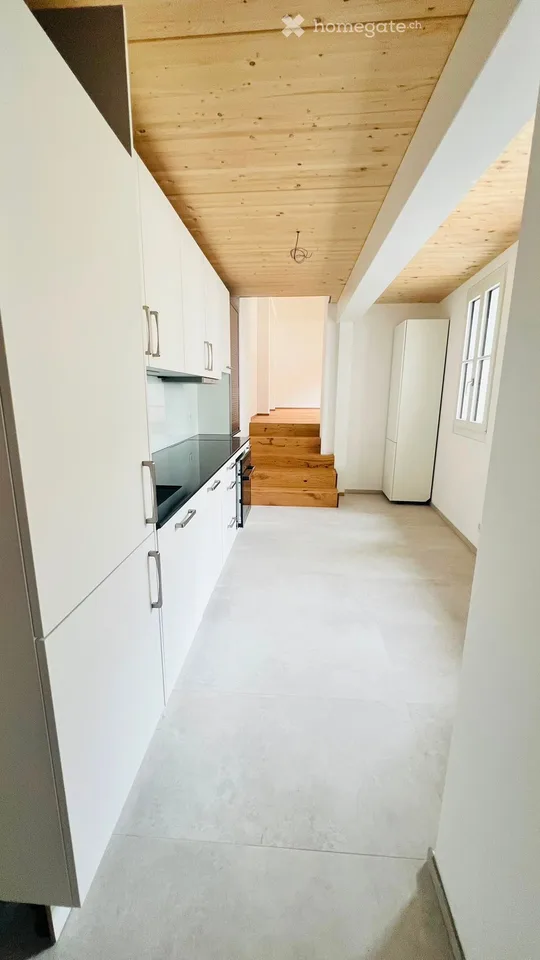Erstbezug in eine Charmante 3-Zimmer- Wohnung/ Einfamilienhaus an der Rheingasse 25, 4058 Basel