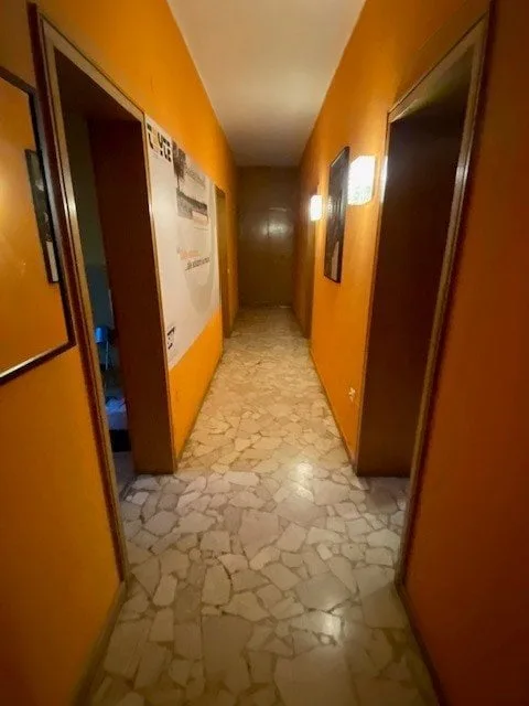 Bureau de 16 m² meublé à louer