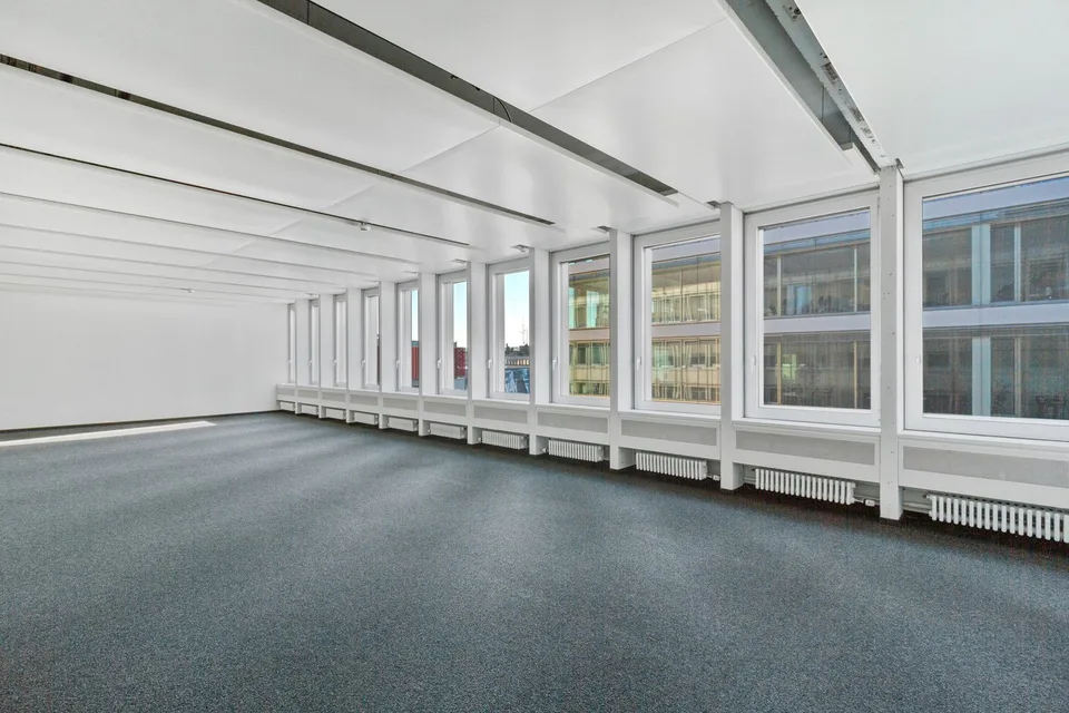 Praktisches Kleinbüro am Bahnhof Glattbrugg