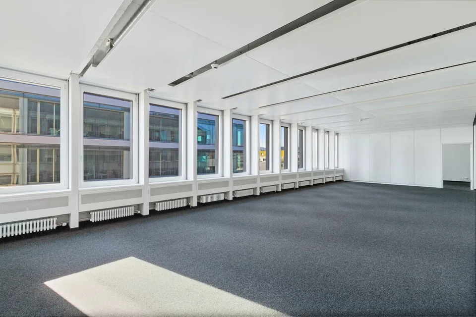 Praktisches Kleinbüro am Bahnhof Glattbrugg