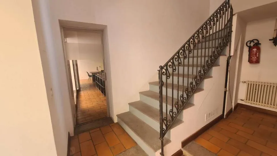 MENDRISIO: HELLES BÜRO IM ZENTRUM - Palazzo Pollini