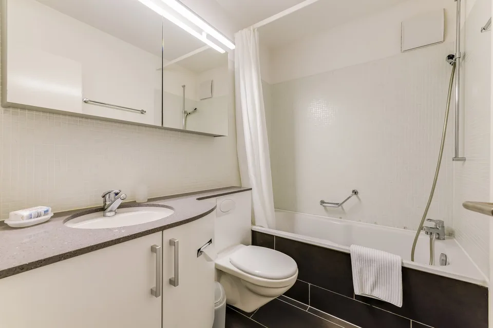 Appartement lumineux avec deux chambres à coucher près de la vieille ville historique – photo 22 sur 23