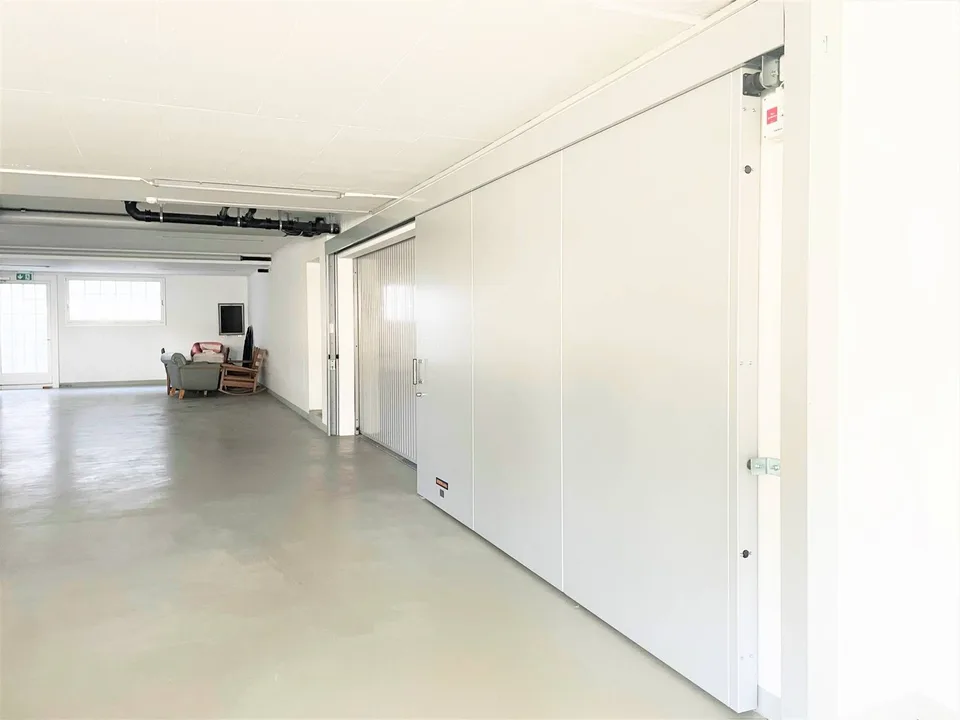 Bella superficie con molteplici utilizzi in una residenza di lusso a St-Sulpice – foto 7 di 7