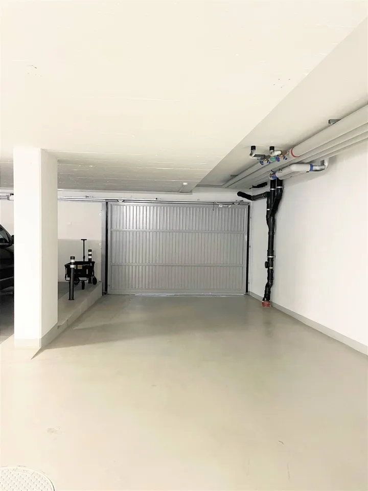 Bella superficie con molteplici utilizzi in una residenza di lusso a St-Sulpice – foto 6 di 7