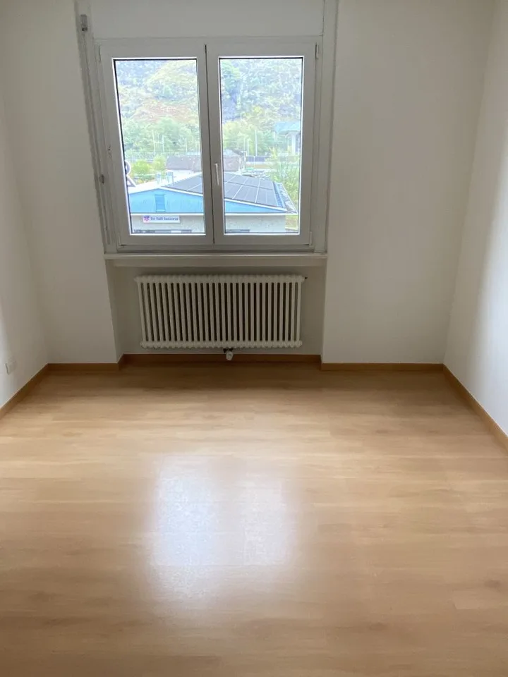 Geräumige 4.5-Zimmer-Wohnung mit Panoramablick in Biasca