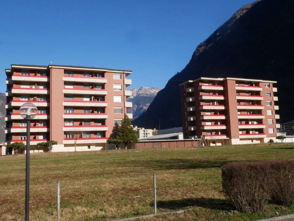 Spazioso appartamento di 4.5 locali con vista panoramica a Biasca