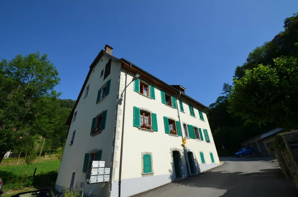A louer studio au rez-de-chaussée dans un cadre idyllique