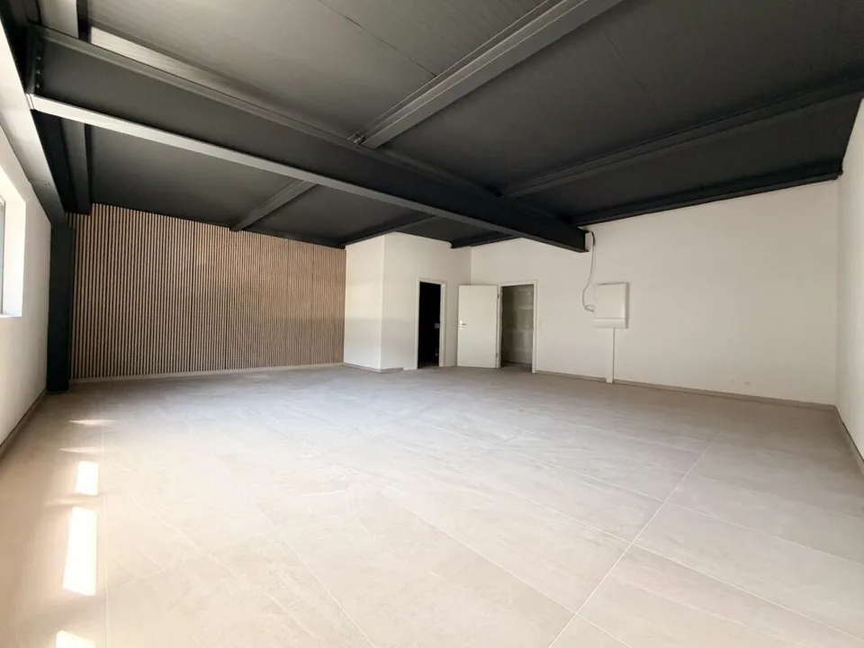 Bureaux / locaux commerciaux à louer à Saxon - Limite Riddes
