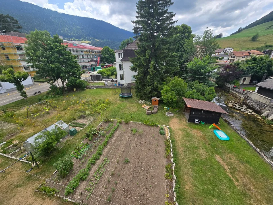 Bello appartamento di 3 locali situato in un ambiente tranquillo. – foto 8 di 9