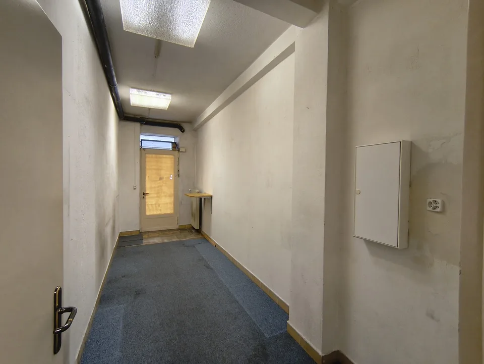 À louer à Sion : bureaux flexibles et visibles de 178 m² – photo 9 sur 11