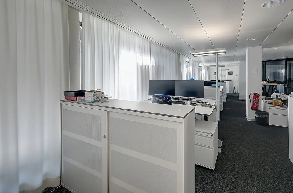 Verkaufs- und Büroraumflächen im Stadtzentrum – Foto 17 von 22