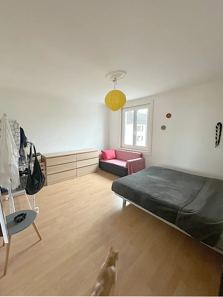 Wohnung mit 3.5 Zimmern und Balkon in Yverdon-les-Bains