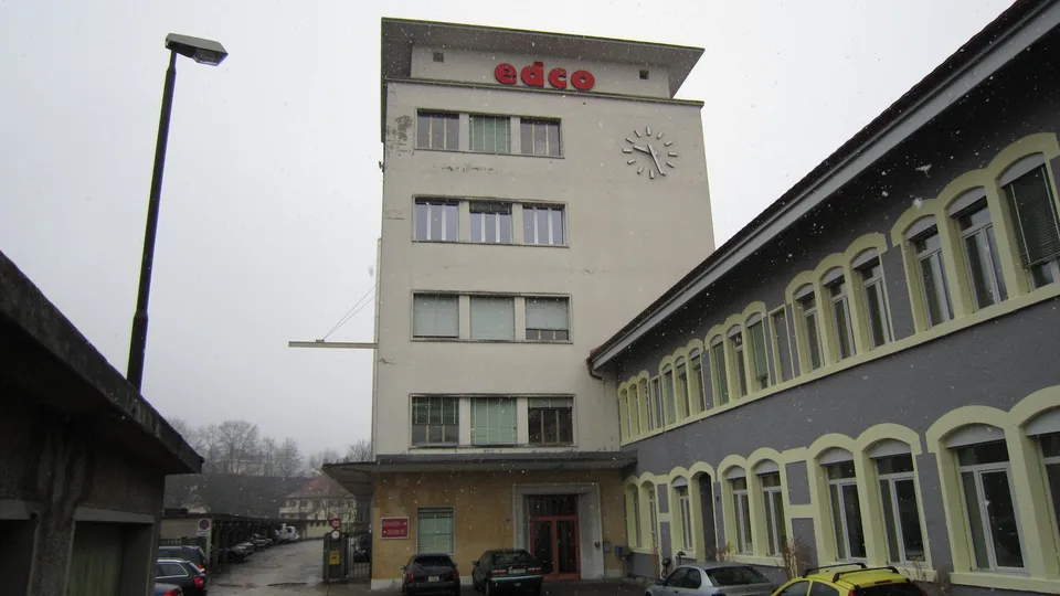 Locale deposito al 2° piano con ascensore