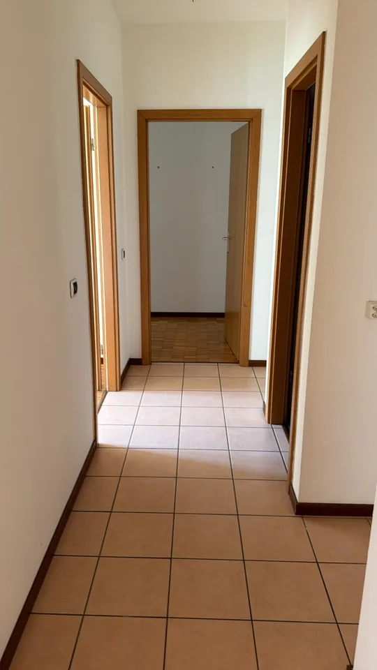 LUGANO - ZWEIZIMMERWOHNUNG ZU VERMIETEN