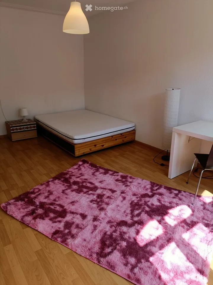 Very large furnished shared room with double bed near public transport