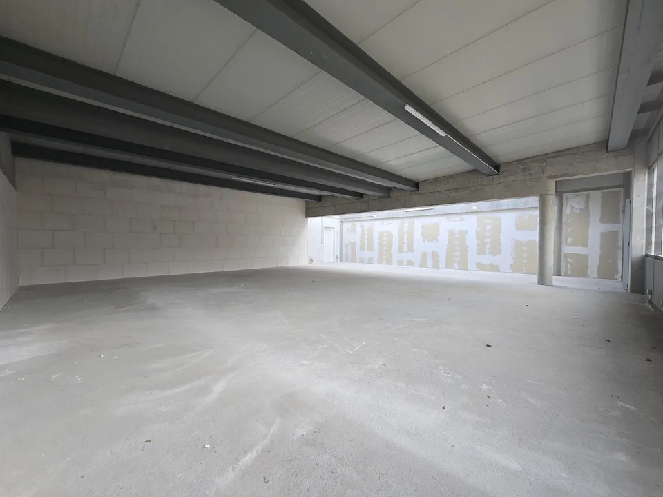 Exzellente Lage - Atelier - 158m² - Crissier - 1. Miete angeboten!