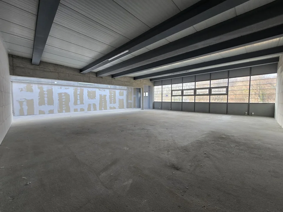 Exzellente Lage - Atelier - 158m² - Crissier - 1. Miete angeboten!