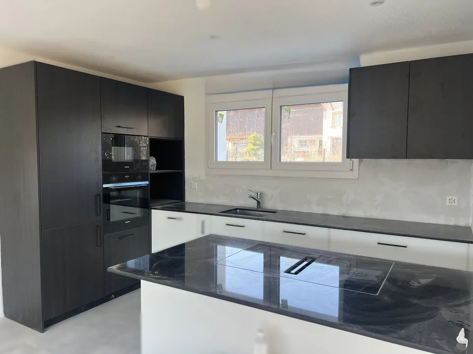 Letzte verfügbare Villa in Chénens – Neue 5.5-Zimmer-Villa mit ausgebautem Dachgeschoss