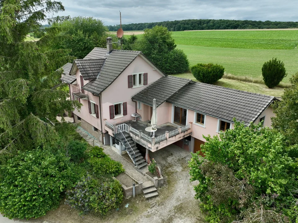 Villa avec jardin de rêve à Montignez