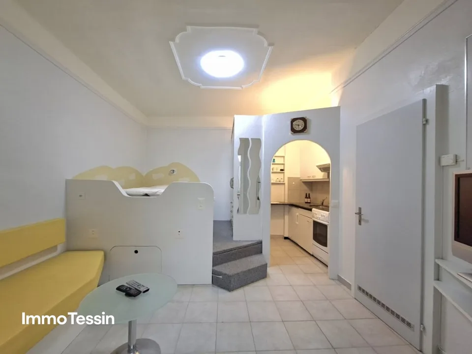 OPPORTUNITÀ: 5 appartamenti & 1 proprietà commerciale in posizione ideale nel centro di Brissago e a pochi passi dal Lago Maggiore – foto 12 di 13