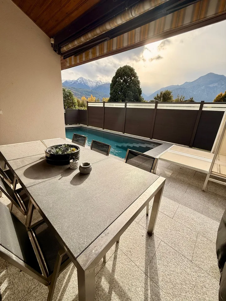 MAGNIFICA VILLA ristrutturata con terreno a FULLY – foto 9 di 25