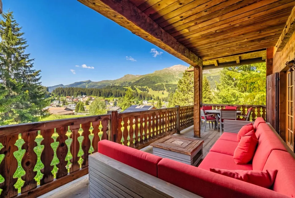 Parpan: Ferienhaus am Waldrand mit viel Privatsphäre