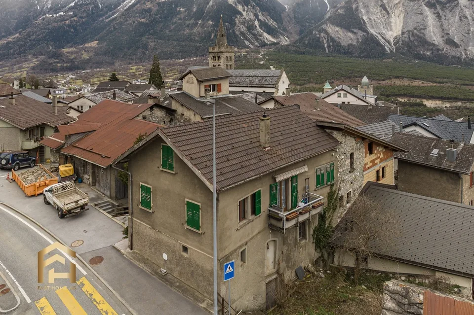 Charmantes Restaurations-Objekt: Einfamilienhaus in Leuk-Stadt – Foto 9 von 13