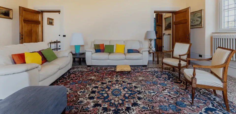 TOSCANA – Villa storica in zona collinare a 4 km da Lucca + terreno 3,3 ettari uliveto e vigneto – foto 15 di 18