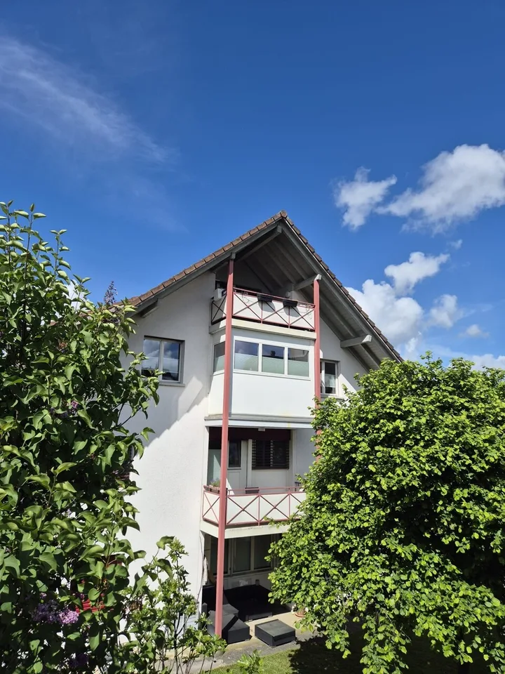 Willkommen in Sarmenstorf! Grosszügige 6 ½ Maisonette-Wohnung