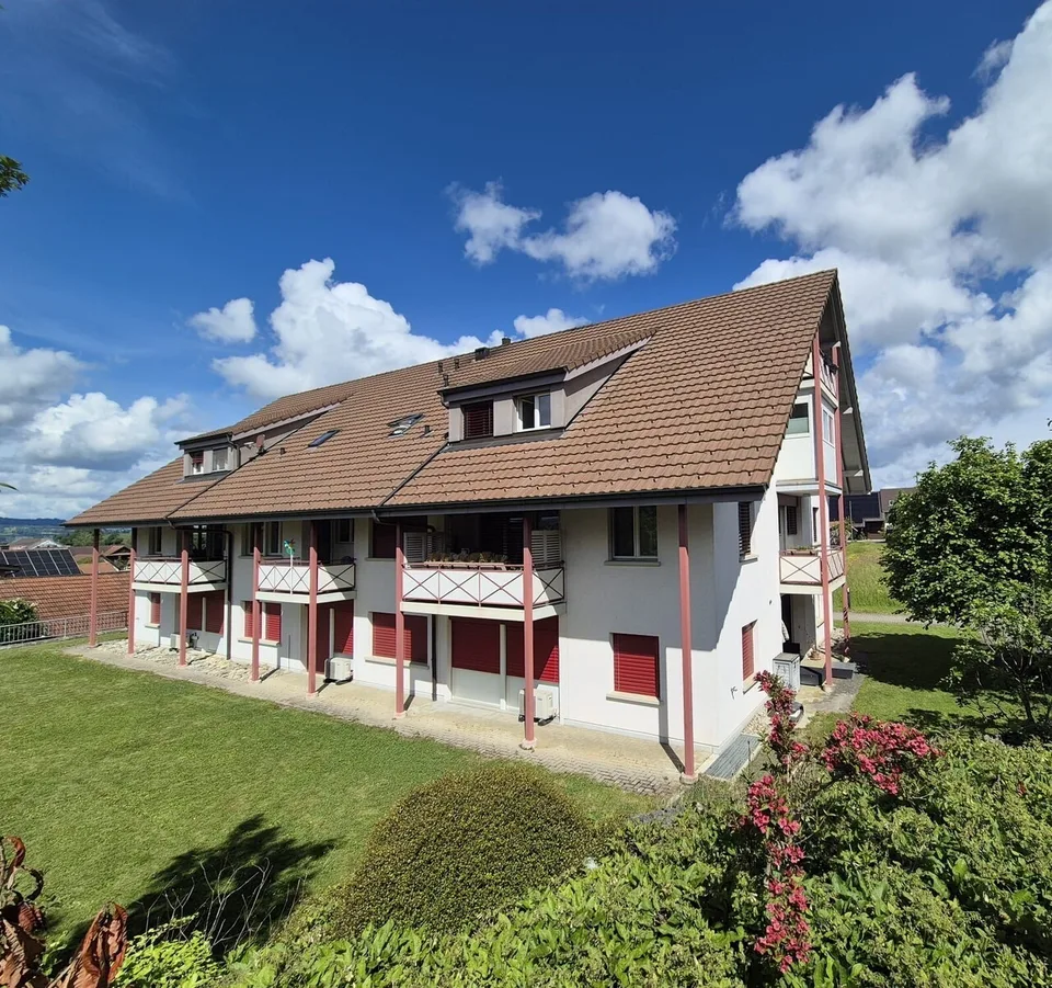 Willkommen in Sarmenstorf! Grosszügige 6 ½ Maisonette-Wohnung
