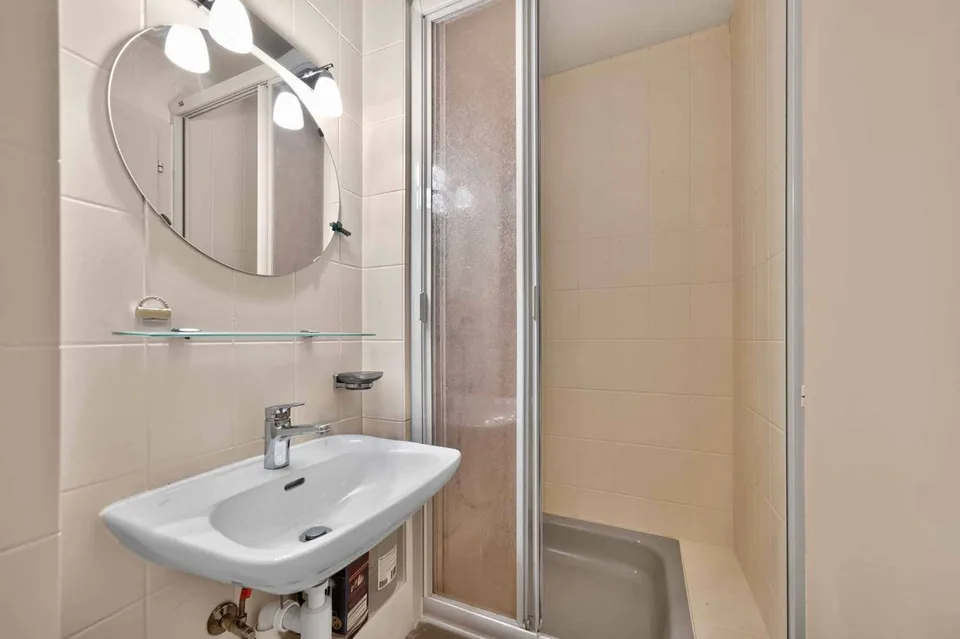 Spacieux appartement de 4.5 pièces situé dans un environnement privilégié – Foto 25 von 26