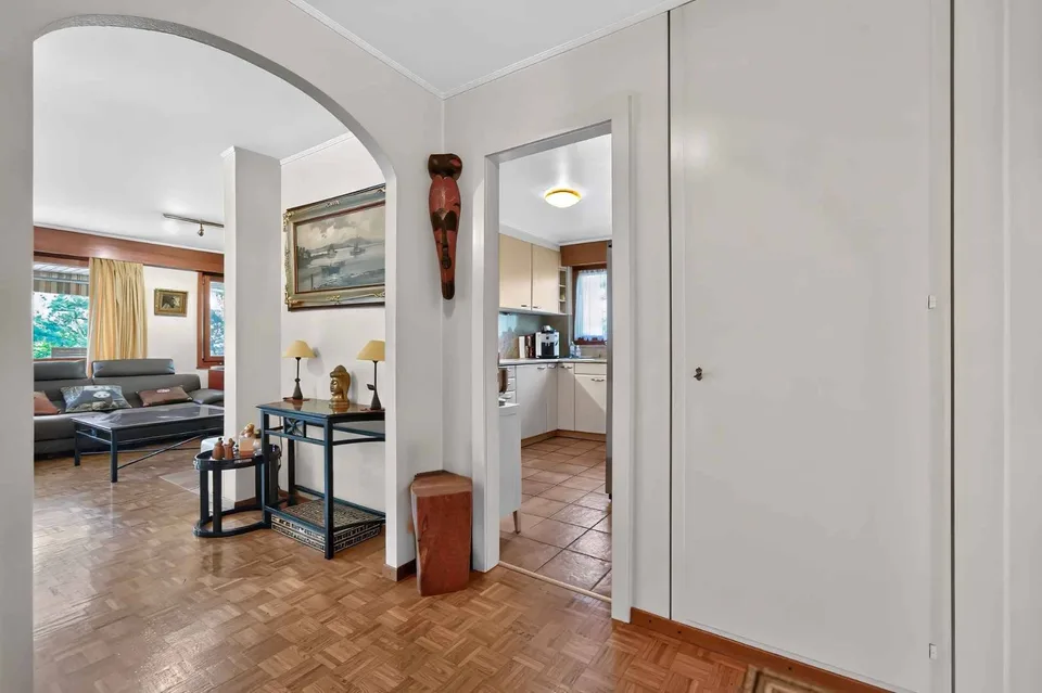Spacieux appartement de 4.5 pièces situé dans un environnement privilégié – Foto 21 von 26