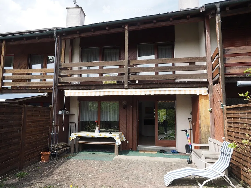 Charmantes 5.5-Zimmer-Reihenhaus in Gränichen – Familienidylle im Grünen