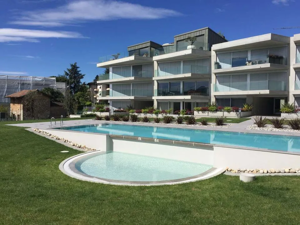 APPARTAMENTO 3.5 LOC. CON PISCINA MORBIO INFERIORE