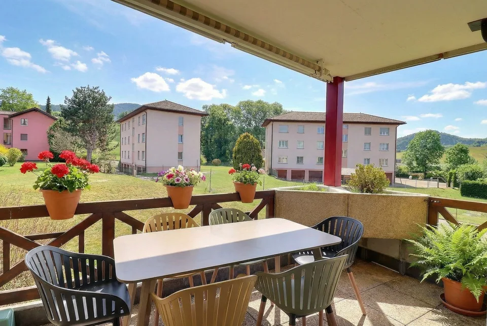 Charmant appartement lumineux de 3,5 pièces avec balcon