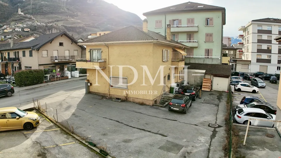 Immobile con rendita nel cuore di Saxon - Opportunità rara