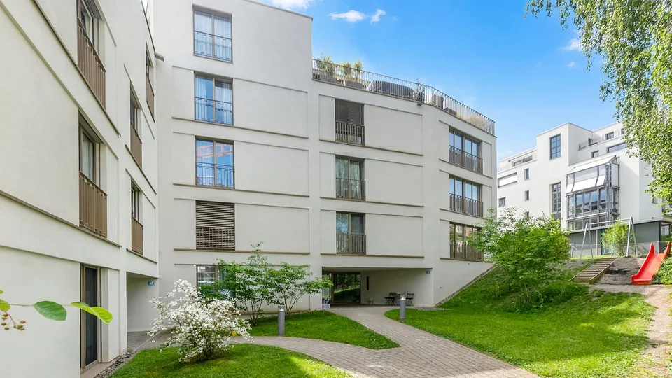Reserviert: Modern & Elegant - In Geborgenheit leben in Toplage Zürich