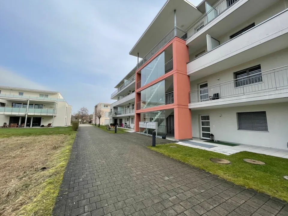 Moderne 4.5 Zimmer Wohnung mit Terrasse & Lift in Luterbach