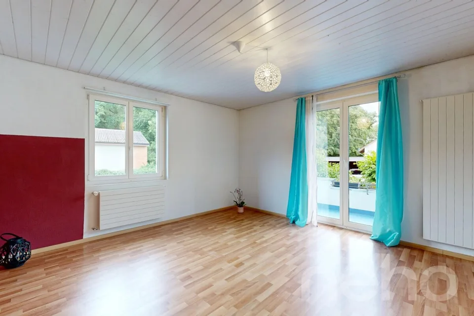 Casa familiare vicino al bosco, grande giardino e potenziale – foto 15 di 20