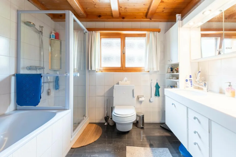 Grosszügige 5-Zimmer-Dachgeschosswohnung im Chalet Granit – Foto 15 von 23