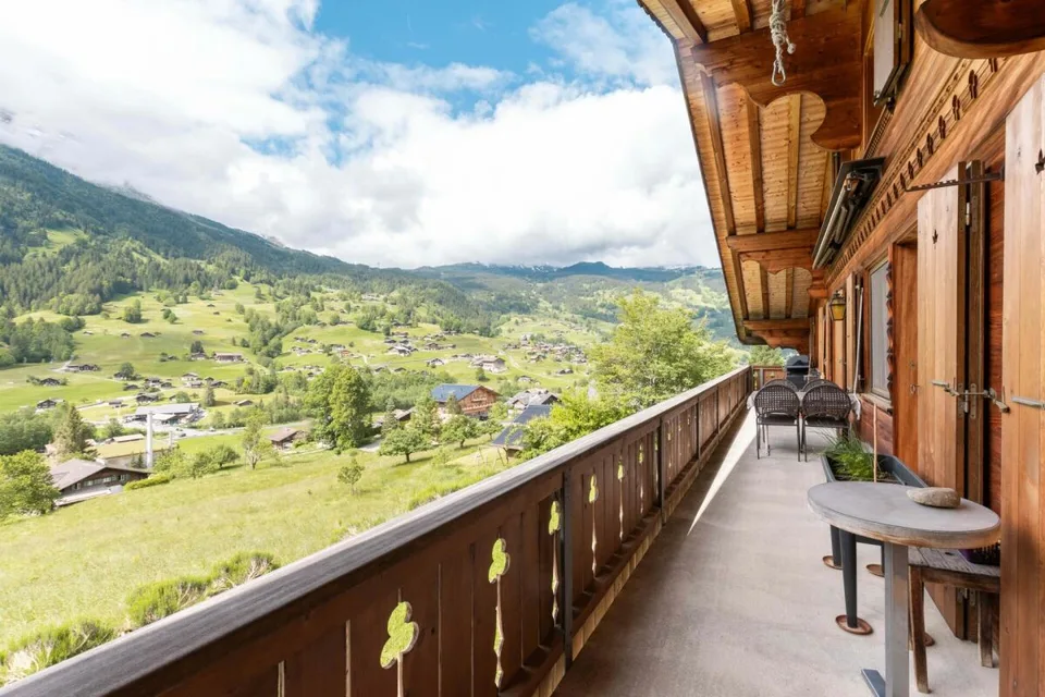 Grosszügige 5-Zimmer-Dachgeschosswohnung im Chalet Granit – Foto 19 von 23