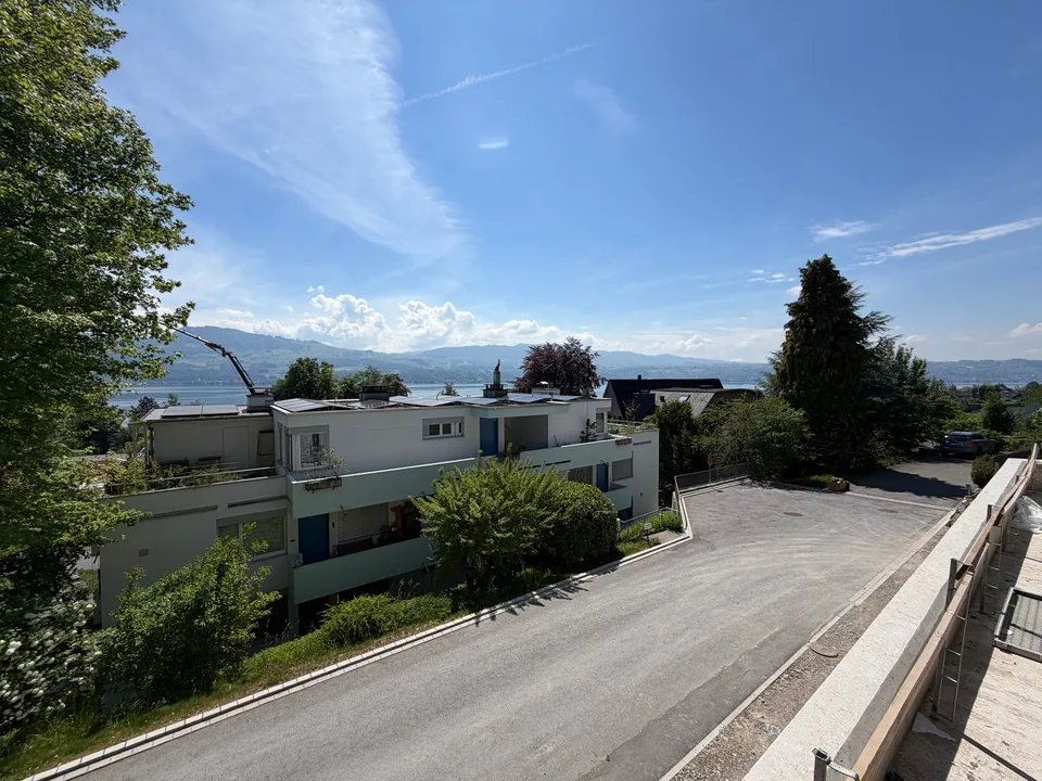 Neubau "VILYA" - Wohnen mit überragender See- und Bergsicht an ruhiger Lage