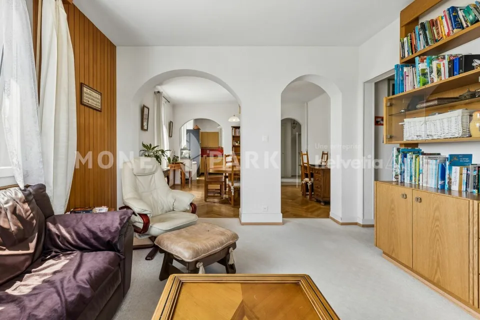 Casa unifamiliare di 8 locali a Crissier