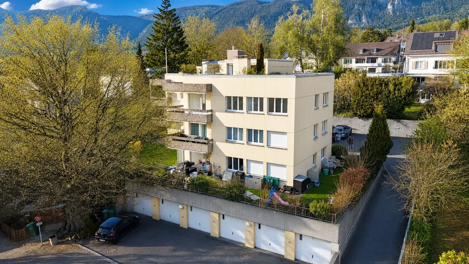Exclusive penthouse apartment in a sought-after residential area in Solothurn – photo 17 of 17